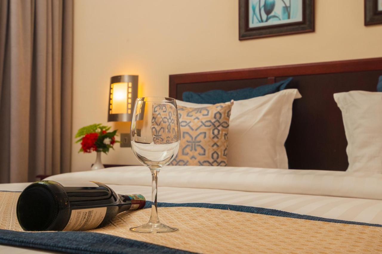 White Sands Hotel Дар-эс-Саламе Экстерьер фото