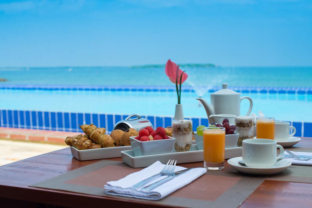 White Sands Hotel Дар-эс-Саламе Экстерьер фото