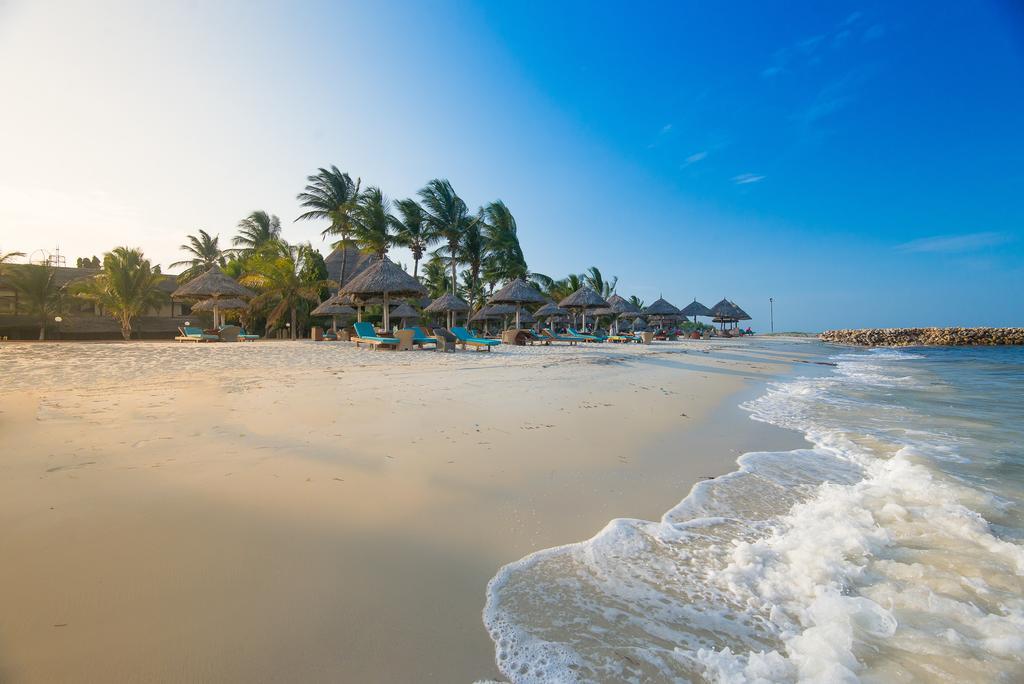 White Sands Hotel Дар-эс-Саламе Экстерьер фото